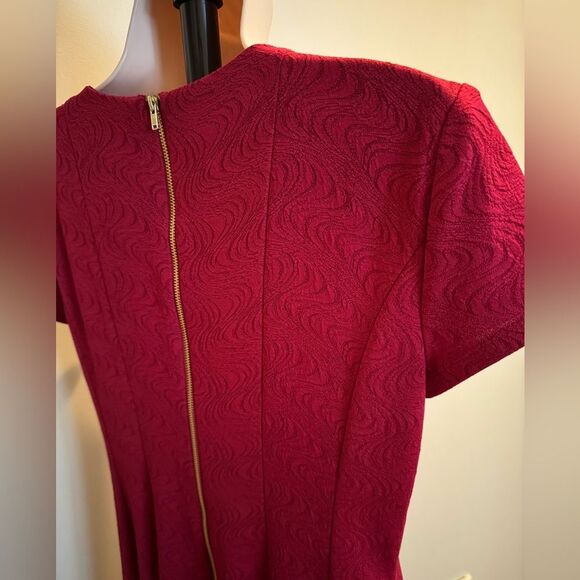 Danny and Nicole red dress size 10 - Picture 6 of 9